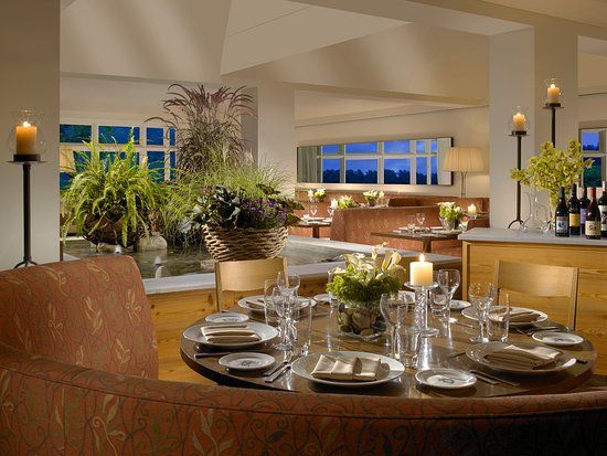 Red Rooster at the Woodstock Inn & Resort